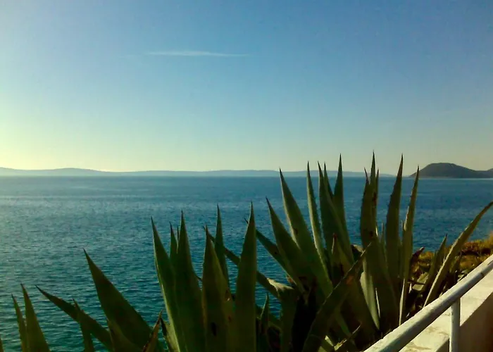 Right Place****cozy And Completely New Apartment *